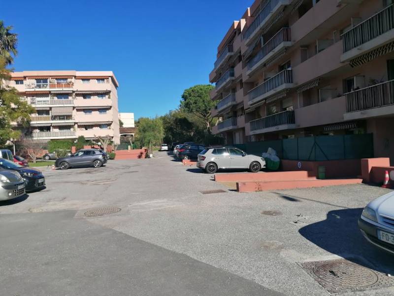 Réaliser une étude en vue d’un appel d’offres pour une réfection d’un parking à ANTIBES